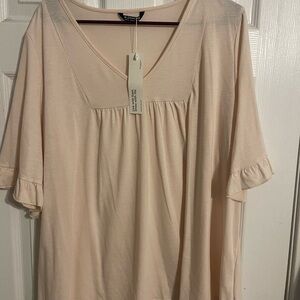 BloomChic Cream V-Neck Blouse